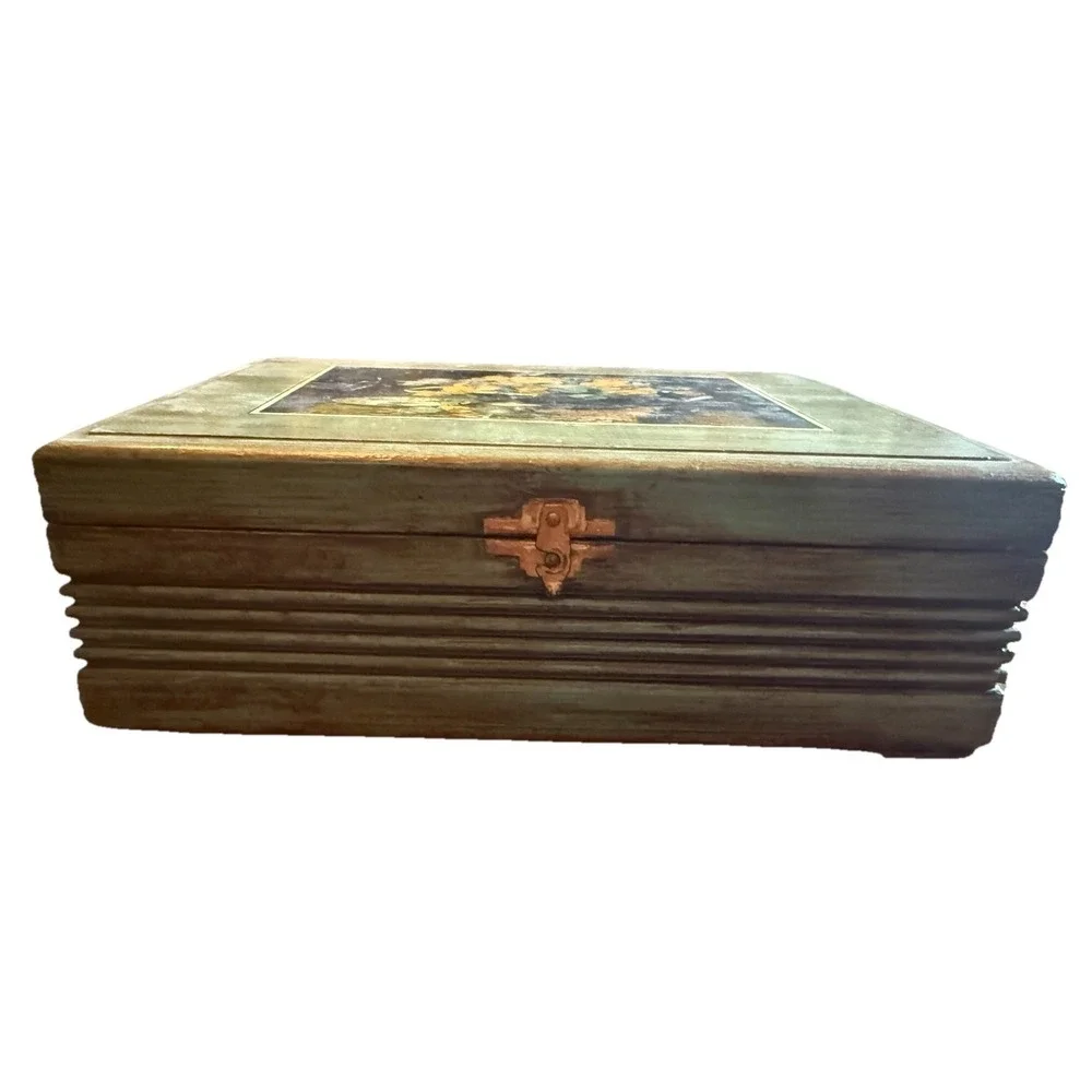 Vintage Wooden Cigar Box Windsor Flower Design Green